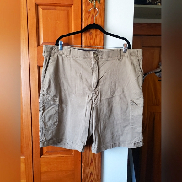 NWOT Men's Lee Big Tall Extreme Comfort Tan Cargo Shorts 46 46w
